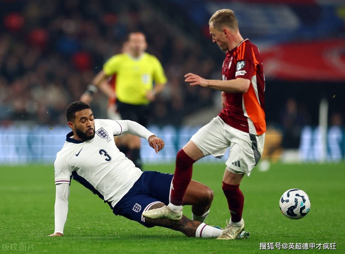 足球直播-切尔西引发争议！，詹姆斯官方宣布爆冷新规全场沸腾不已-足球直播